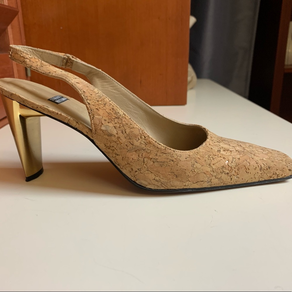Beautiful cork and gold Stuart Weitzman heels